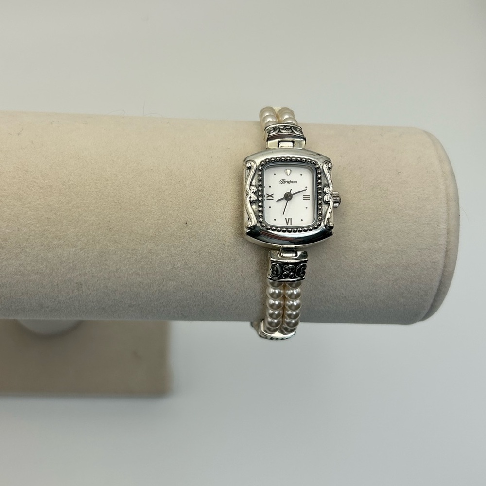 Brighton Emporia Watch 8" Faux Pearls Silver Plated Toggle Has New Battery - Picture 2 of 11